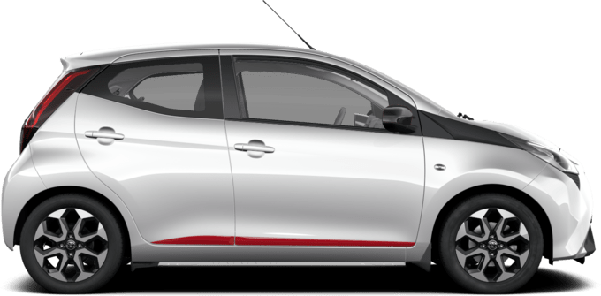 Toyota אייגו - X-PLAY - האצ'בק